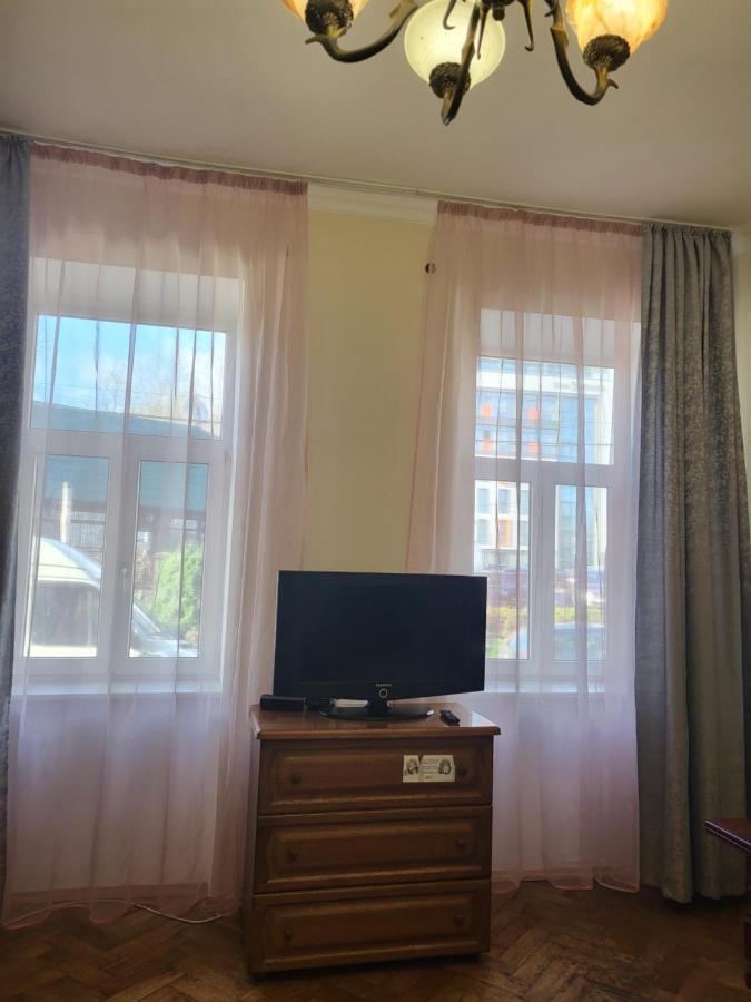 Затишна Оселя Apartment Lviv Ngoại thất bức ảnh