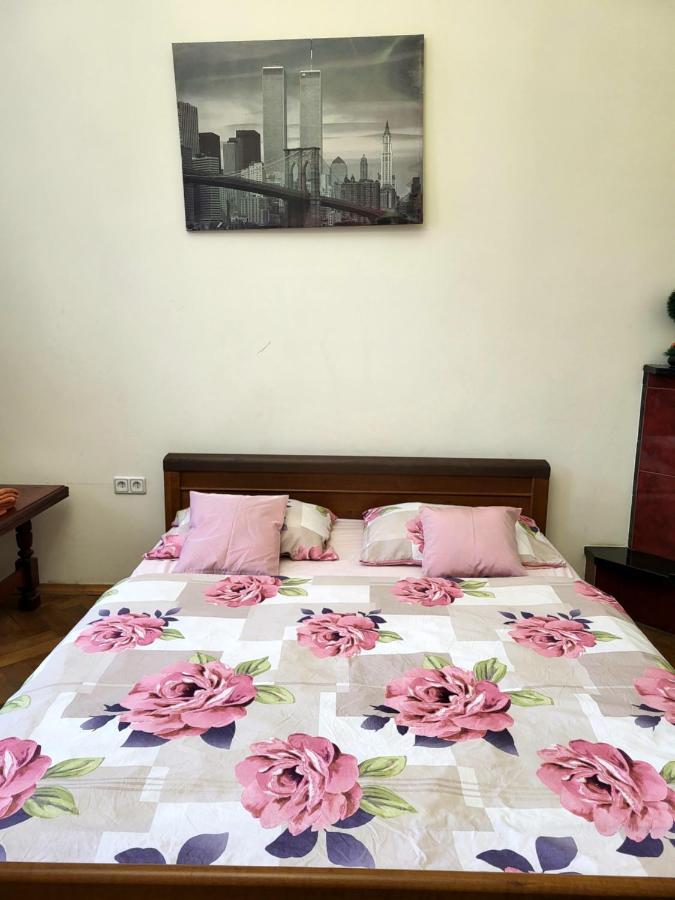 Затишна Оселя Apartment Lviv Ngoại thất bức ảnh